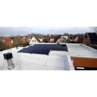 Montagesystem Flachdach Ost/West oder Süd Ausrichtung für 4 Module